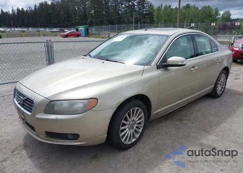 2007 Volvo S80 3.2 from USA, damaged, VIN YV1AS982871016440